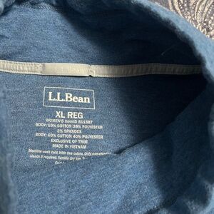LL Bean women’s sweatshirt